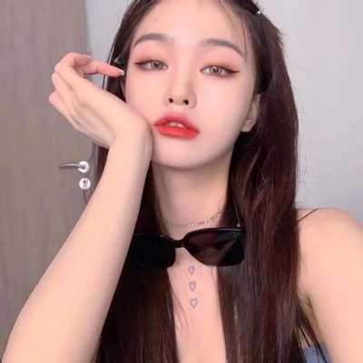 白衣校花与大长腿2